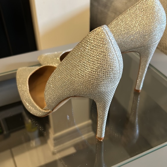 Express heals size 8 - Picture 6 of 6